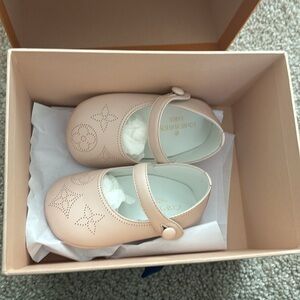 Louis Vuitton Baby Shoes (pink)